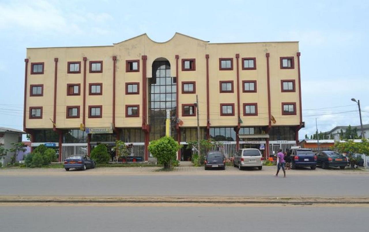 Denver Plaza Hotel Douala Kültér fotó