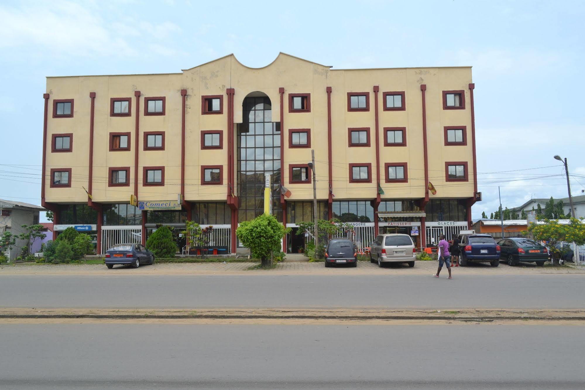 Denver Plaza Hotel Douala Kültér fotó