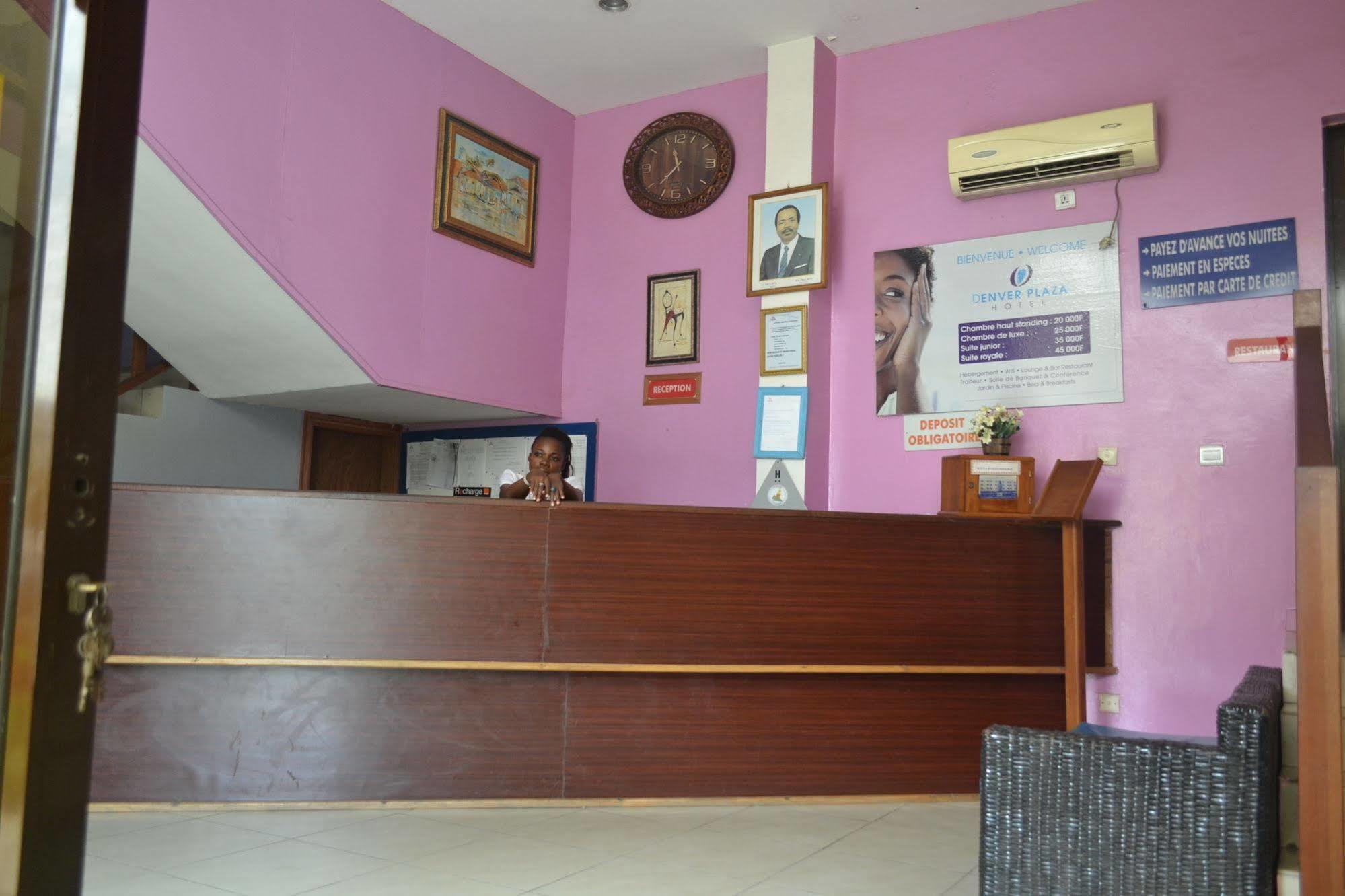 Denver Plaza Hotel Douala Kültér fotó