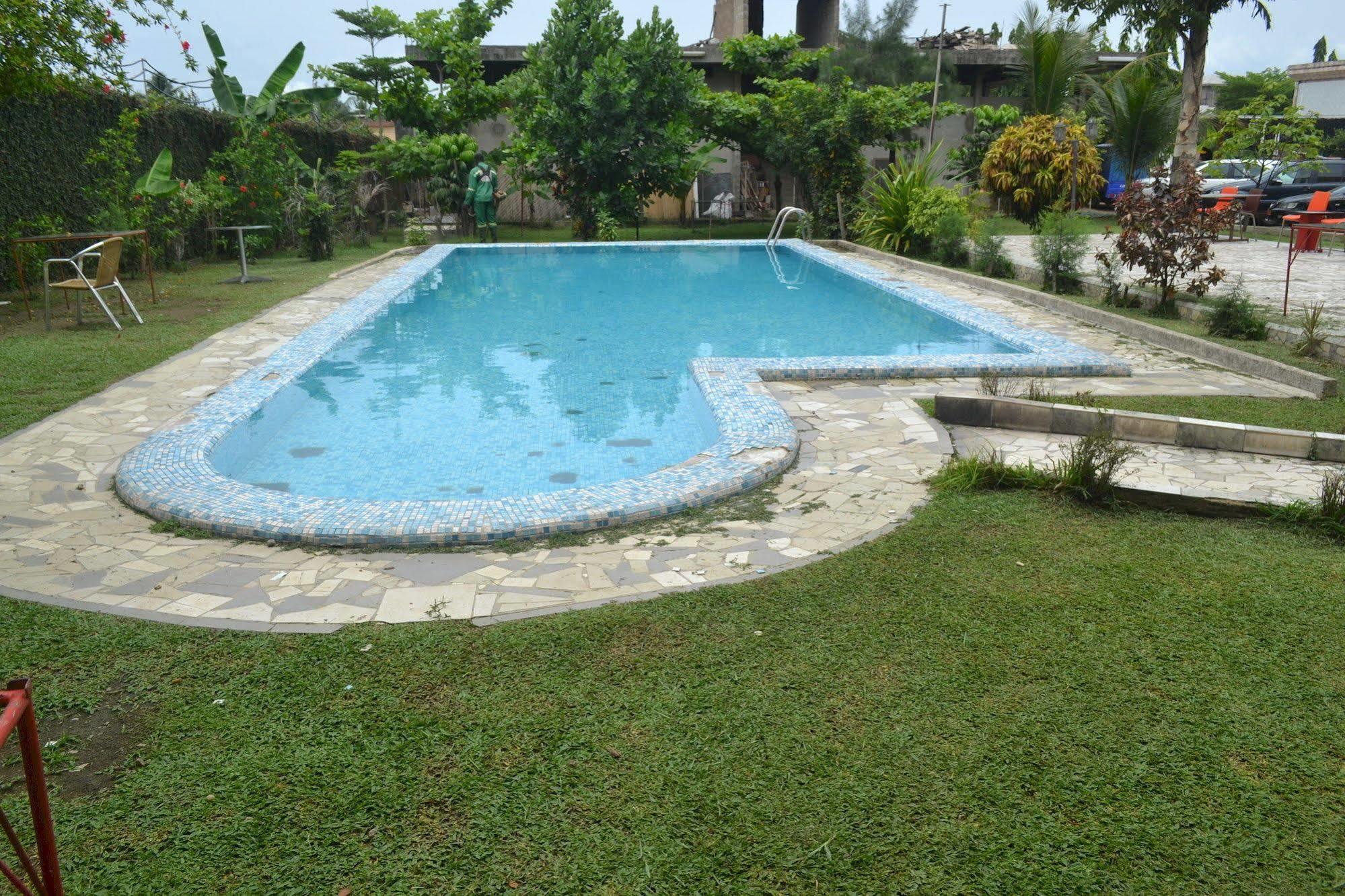 Denver Plaza Hotel Douala Kültér fotó